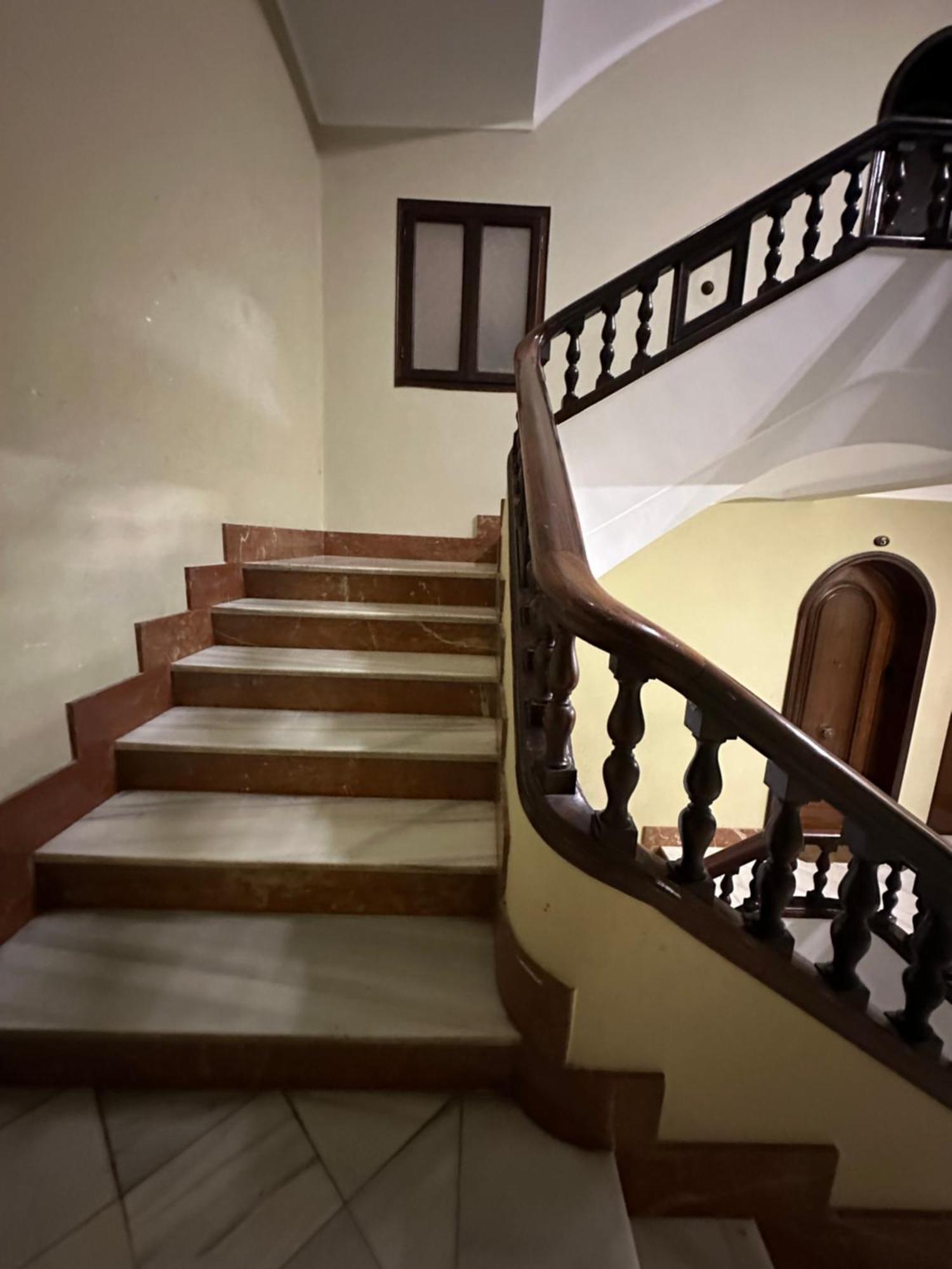 Mirador 1 Del Mercado Central - Habitacion Con Bano Privado En El Centro De La Ciudad Vella Valensiya Dış mekan fotoğraf